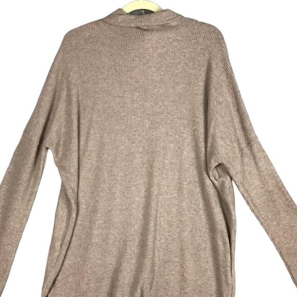 H by Bordeaux Women’s Tan Ribbed Mock Neck Hi-Low Hem Sweater Size XL NWT - Picture 3 of 16